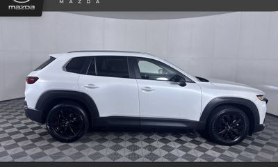 2025 Mazda CX-50 Premium