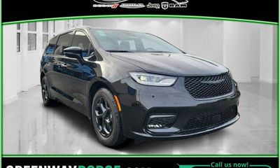 2024 Chrysler Pacifica Select