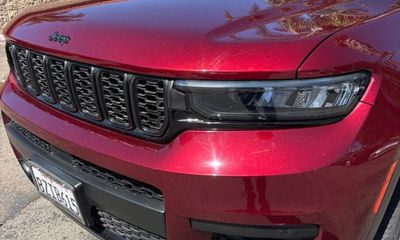 2021 Jeep Grand Cherokee L Laredo