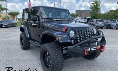 2017 Jeep Wrangler Sahara