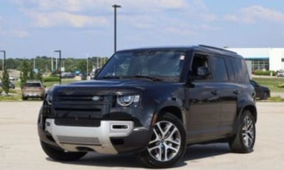 2020 Land Rover Defender 110 1ST Edition
