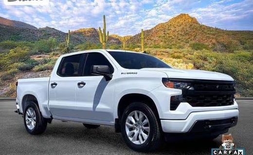 2024 Chevrolet Silverado Custom