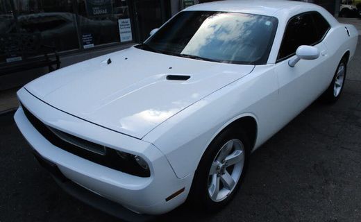 2014 Dodge Challenger Base
