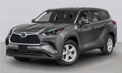 2024 Toyota Highlander XLE