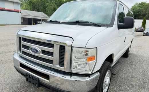 2013 Ford E-350 Econoline