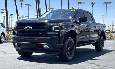 2021 Chevrolet Silverado Trail Boss LT