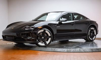 2026 Porsche Taycan 4