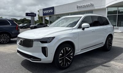 2026 Volvo XC90 Ultra Bright