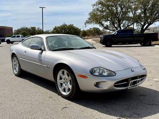 2000 Jaguar XK8