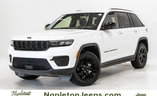 2024 Jeep Grand Cherokee Laredo
