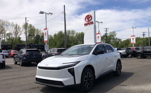 2026 Toyota BZ XLE Plus
