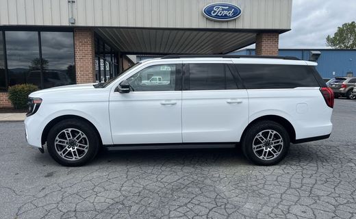 2025 Ford Expedition Active