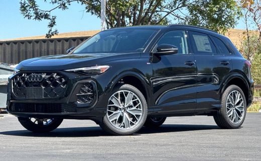 2026 Audi Q5 Quattro Premium Plus