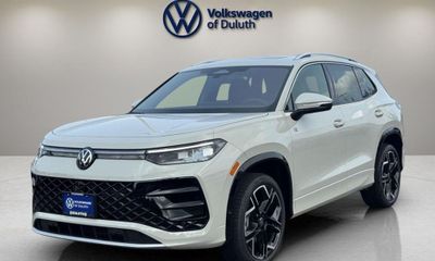 2026 Volkswagen Tiguan 4MOTION SEL