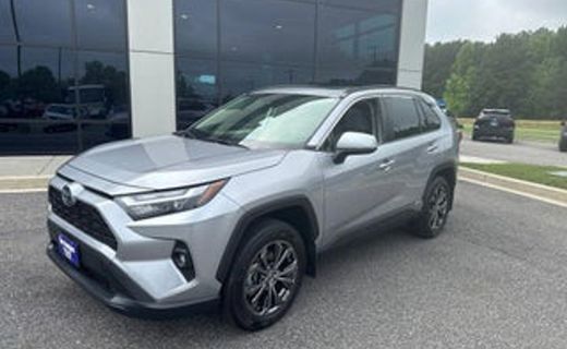 2022 Toyota RAV4 XLE Premium