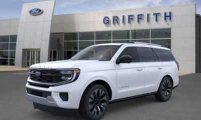 2027 Ford Expedition MAX Platinum