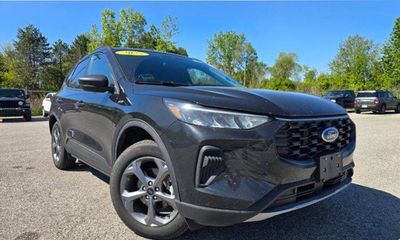 2025 Ford Escape ST Line