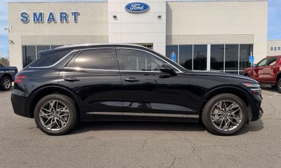 2024 Genesis GV70 25T