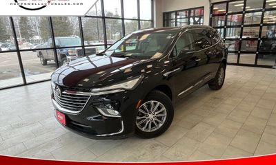 2022 Buick Enclave Essence
