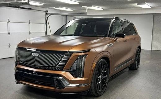 2027 Cadillac Vistiq Platinum