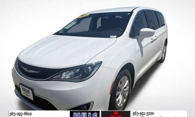 2018 Chrysler Pacifica Touring Plus