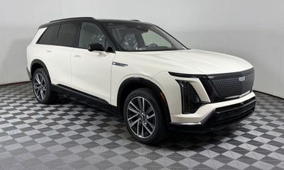 2027 Cadillac Vistiq Sport