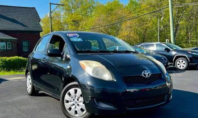 2011 Toyota Yaris Base