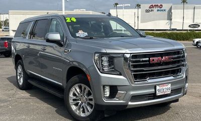 2024 GMC Yukon XL SLT