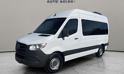 2022 Mercedes-Benz Sprinter 907 VS30 Passenger