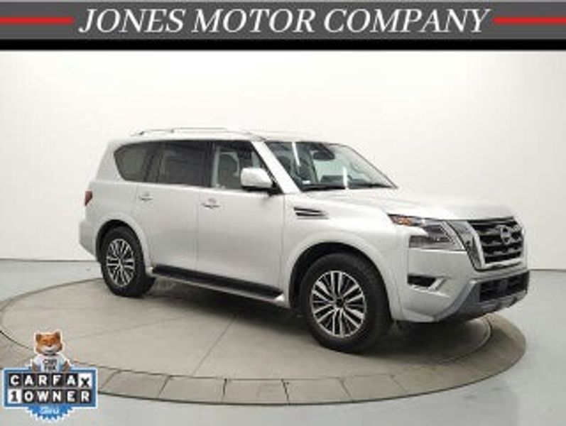 2023 Nissan Armada — a typically priced live listing