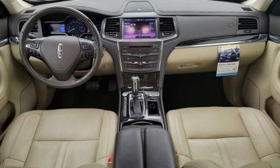 2013 Lincoln MKS Sedan
