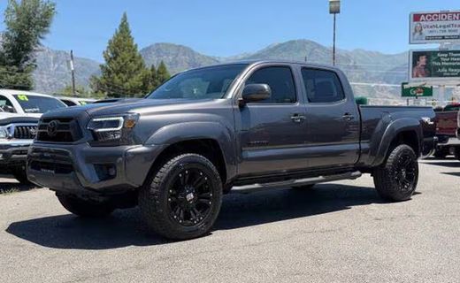 2013 Toyota Tacoma Delux