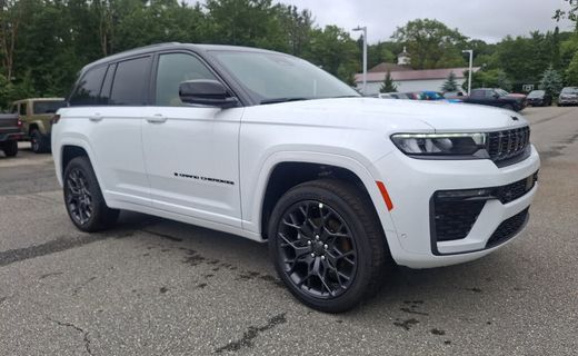 2026 Jeep Grand Cherokee Summit