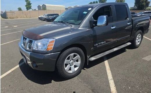 2005 Nissan Titan