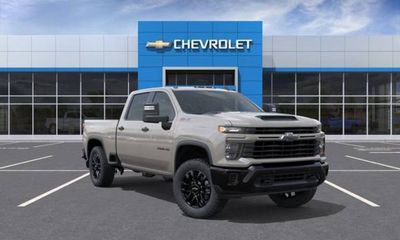 2026 Chevrolet Silverado HD Custom