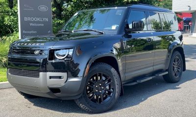 2026 Land Rover Defender 110 S