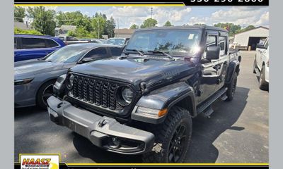 2024 Jeep Gladiator Sport