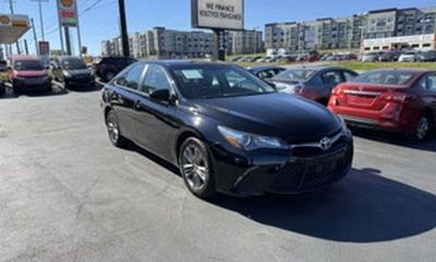 2016 Toyota Camry SE