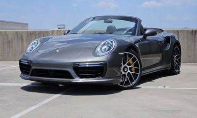 2017 Porsche 911 Cabriolet S