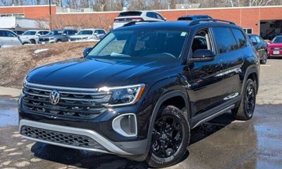 2026 Volkswagen Atlas 4MOTION Peak Edition
