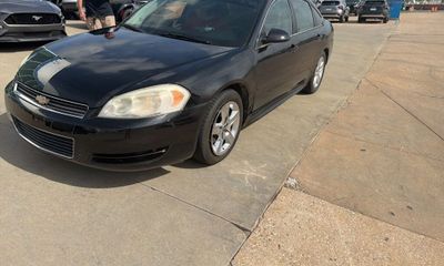 2011 Chevrolet Impala LS 1LS