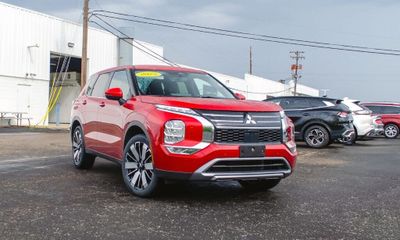 2025 Mitsubishi Outlander