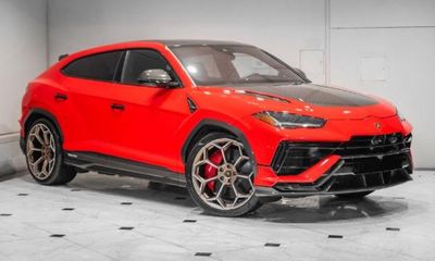 2024 Lamborghini Urus Performante