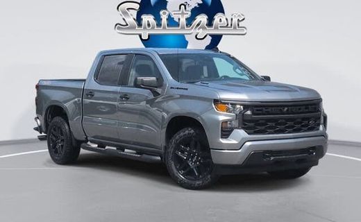 2026 Chevrolet Silverado Custom