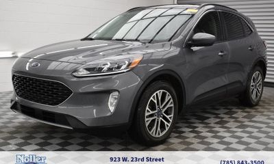 2021 Ford Escape SEL