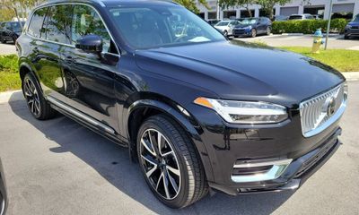 2024 Volvo XC90 Ultimate Bright