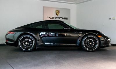 2015 Porsche 911