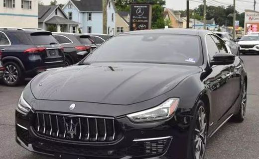 2019 Maserati Ghibli Luxury