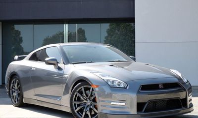 2015 Nissan GT-R Premium