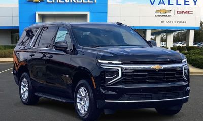 2026 Chevrolet Tahoe LS